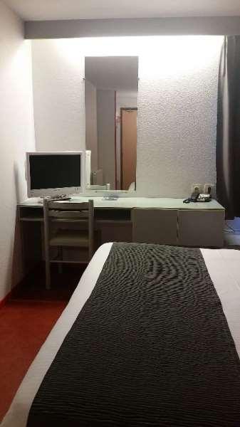 Brit Hotel Sarreguemines Δωμάτιο φωτογραφία